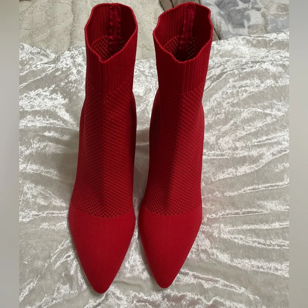 MIA Red Sock Bootie - Picture 3 of 6